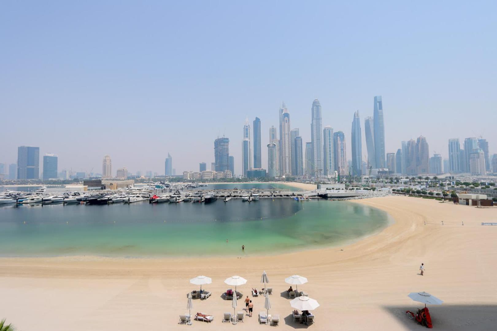 Livbnb - Chic 1br, Beachfront & Marina Views Dubai
