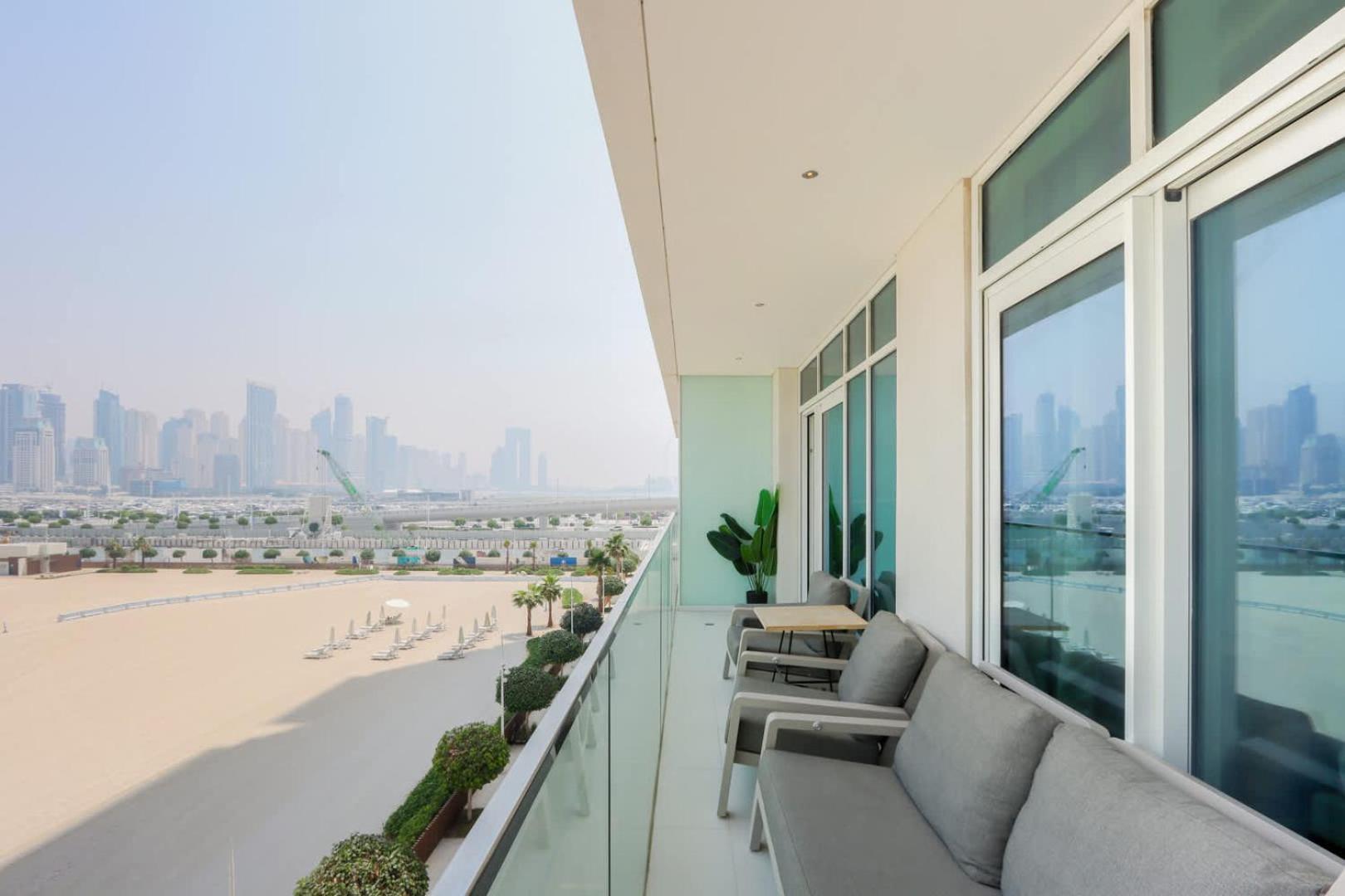 Livbnb - Chic 1br, Beachfront & Marina Views Apartment *